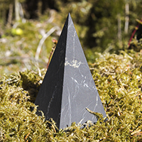 пирам высок неполир